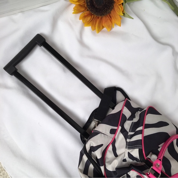 Murval Zebra Print Roller Duffle Tote Bag - Picture 13 of 14